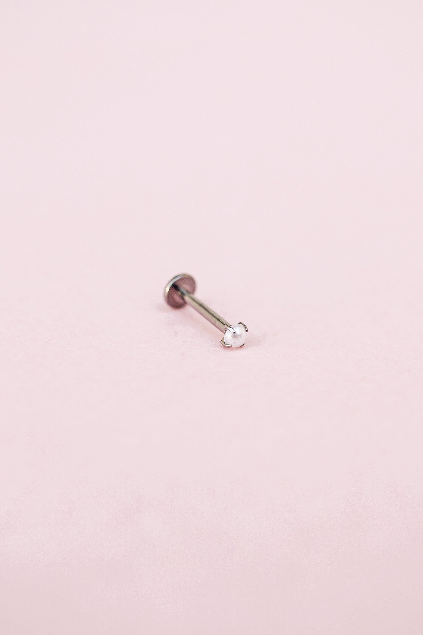 Pearl Flat Back Stud